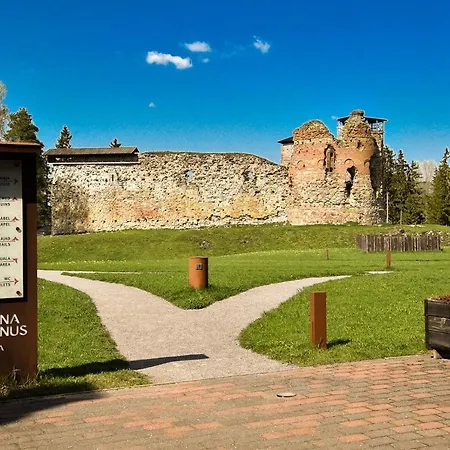 Vastseliina Piiskopilinnus شقة فندقية